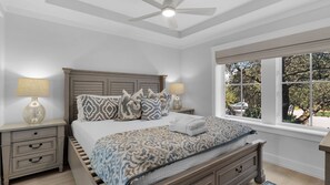 4 bedrooms, desk, iron/ironing board, free WiFi