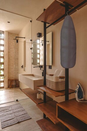Shower, towels - Stylish Tulum Condo w/ Private Plunge Pool & Terrace (Tulum)