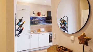 Kühlschrank, Herdplatte, Geschirrspüler