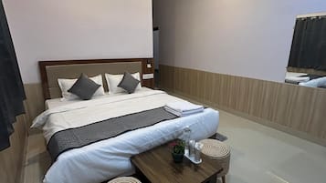 Deluxe Double Room | Free WiFi