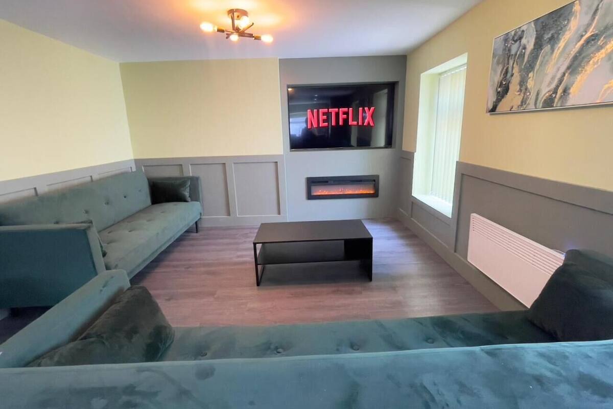 3 bedrooms, laptop workspace, free WiFi