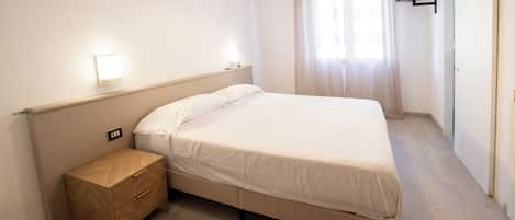 In-room safe, free WiFi