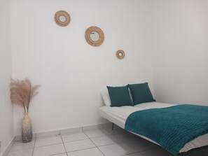 1 bedroom, iron/ironing board, free WiFi, bed sheets