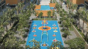 Children’s play area – outdoor