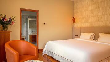 1 slaapkamer, een strijkplank/strijkijzer, gratis wifi, beddengoed