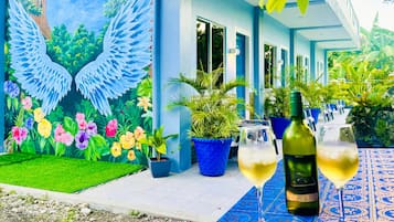 Apartamento, 2 quartos, sacada, vista para o jardim | Área da propriedade
