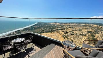 Premier Suite, 1 Bedroom, Private Pool, Partial Sea View | Beach/ocean view