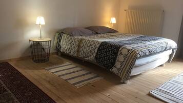 4 間睡房、免費 Wi-Fi、床單