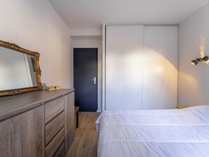 1 bedroom - Mimizan Beach T2 with Terrace and Parking Near Ocean (Mimizan-Mimizan Plage)
