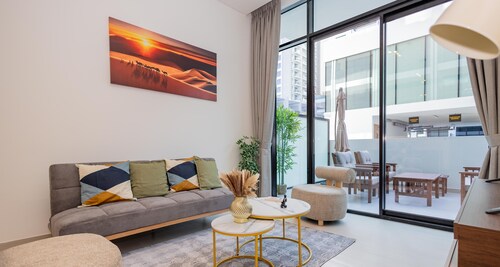 Sleek 1BR Binghatti Rooftop Pool, Gym