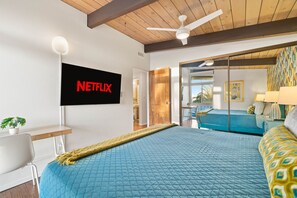 4 habitaciones, escritorio y tabla de planchar con plancha 