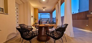 Dining - Eight8holiday superb, with heated pool near Split (Kaštel Kambelovac)