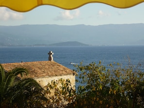 View from property - T2 TERRACE 50M2 FULL SOUTH 100M BEACH SHOPS BUS free parking tele work (Ajaccio)