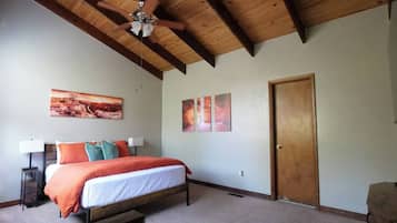1 bedroom, desk, iron/ironing board, WiFi (free)