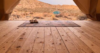 Cozy Canyon Safari Tent w/ Sunset & Sunrise Views + Private Bathroom