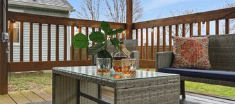 The Bourbon Trail Bungalow Ping Pong/Foosball/Bar/Firepit