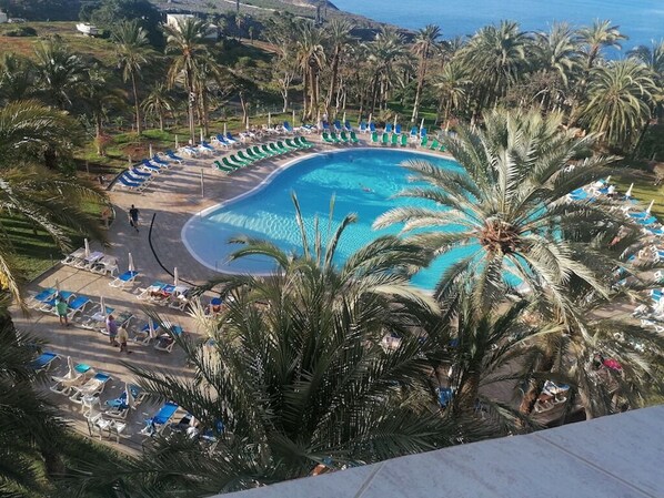 Outdoor pool, a heated pool - Apartment 80 m2 - 2 bedrooms - TENERIFE - Costa Adeje - Marazul del Sur (Tenerife)