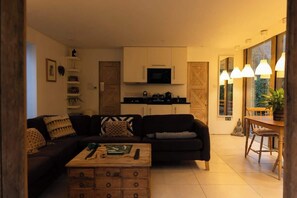 Fernseher, Arbeitsbereiche