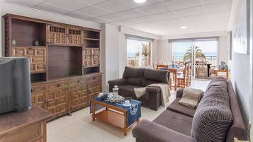 Apartment | Living room