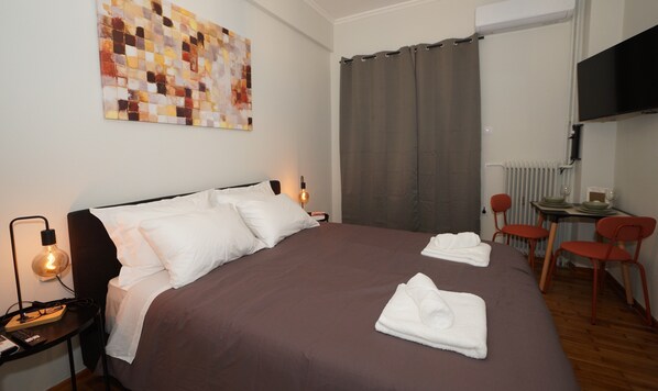 1 bedroom, WiFi, bed sheets