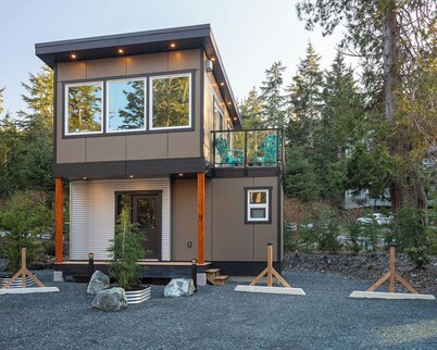 SS#9-Windsurfer-Spring Cove, Terrace Beach, Sauna!