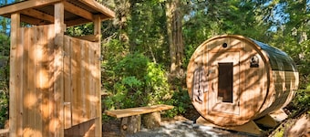 SS#9-Windsurfer-Spring Cove, Terrace Beach, Sauna!