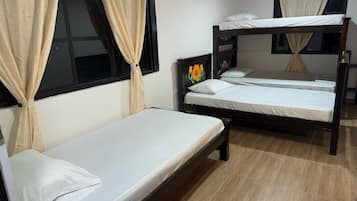 2 bedrooms, bed sheets