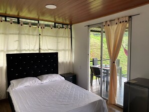 2 bedrooms, bed sheets