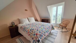 2 bedrooms, free WiFi, bed sheets - A charming cocoon between Seine and forest (Thomery)