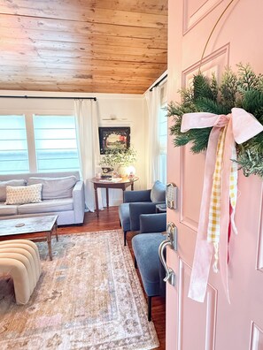 Smart TV, video games, music library, stereo