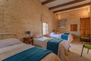 5 bedrooms, free WiFi - Ta' Frenc Farmhouse (Gharb)