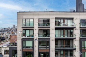Exterior - The Astra Suite | Walk to Stadiums! (Seattle)