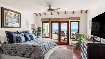 2 camere, una scrivania, ferro/asse da stiro, culla da viaggio