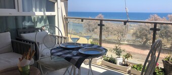 ELVI Suite stunning penthouse with terrace overlooking the sea