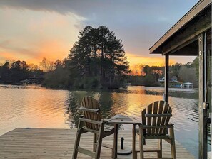 Property grounds - Lakefront, Hot Tub, Firepit, 6BR house, Pet Friendly, , Game room, Kayaks (Henrico)