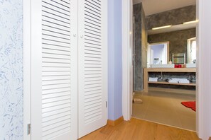 Villa | 4 slaapkamers, een strijkplank/strijkijzer