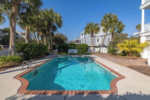 Pool - private pool steps to the beach (Isle Of Palms)