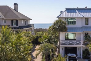 Exterior - private pool steps to the beach (Isle Of Palms)