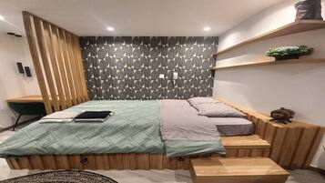 1 bedroom, iron/ironing board, WiFi, bed sheets