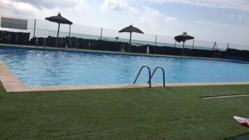 Apartament, 2 dormitoris, accessible, fumadors | Piscina | Piscina a l'aire lliure