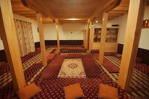 Lobby - Hunza Vintage Huts (Karimabad)