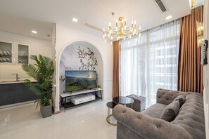 Living area - Vinhomes Central Park Landmark 81-Apts (Ho Chi Minh City)