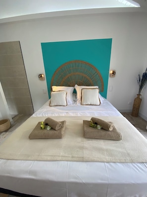 Chambre Confort, vue piscine | 1 chambre, Wi-Fi gratuit