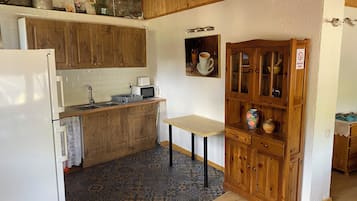 Microondas, horno y parrilla de estufa