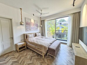 Villa | 3 bedrooms, laptop workspace, iron/ironing board