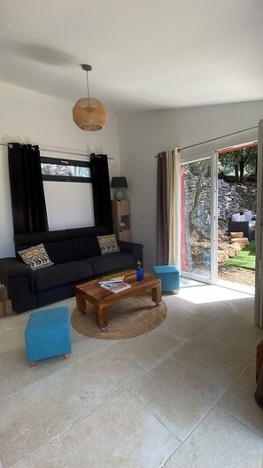 Smart-TV og stereoanlegg