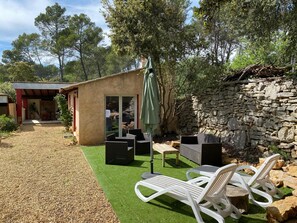 Property grounds - Gîte les Aleps Provence verte Enchanted refuge in the heart of the forest (Entrecasteaux)