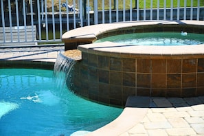 Outdoor pool, a heated pool - Villa Pelican Point with gulf access by SWFL-Villas in Southwest Cape Coral (Cape Coral)