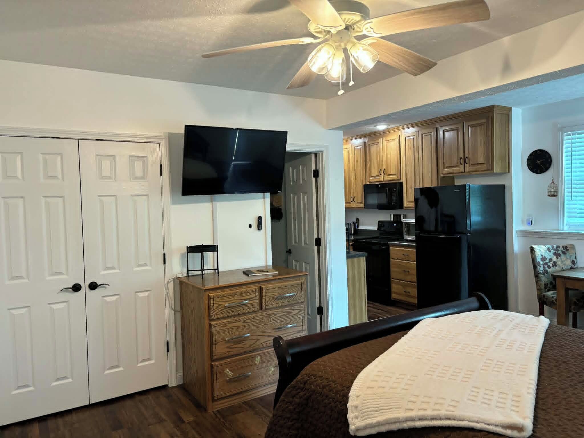 1 bedroom, iron/ironing board, travel crib, free WiFi