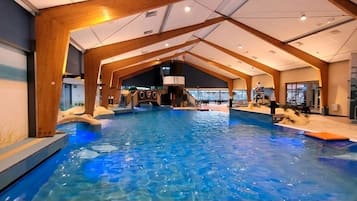 Innenpool, beheizter Pool